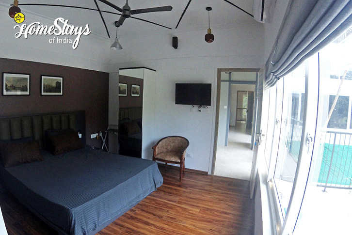 Classic-Room-3-Chalakudy Riverside Homestay, Attupuram-Kochi