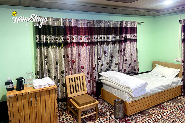 Bedroom-4-Eternal Peaks Homestay-Drass