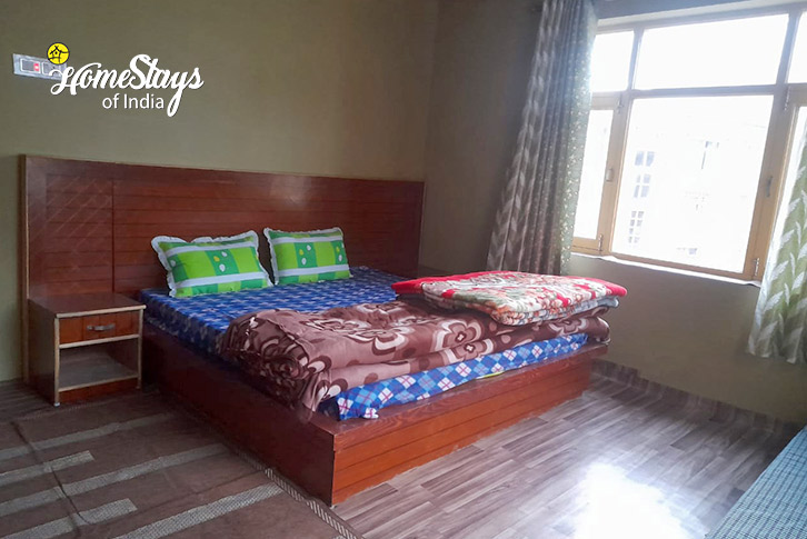 Bedroom-5-Coziness Homestay-Kaza