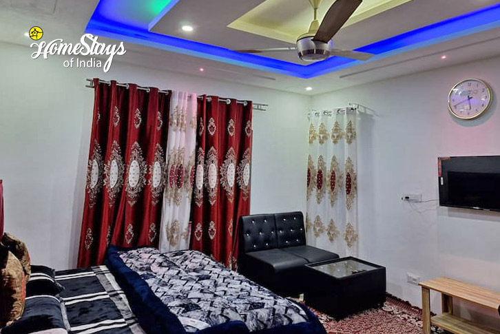Classic-Room-1.2-Chandpora Homestay-Srinagar 