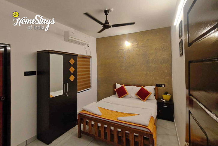 Classic-Room-2.1-Waves & Wonders Homestay-Varkala
