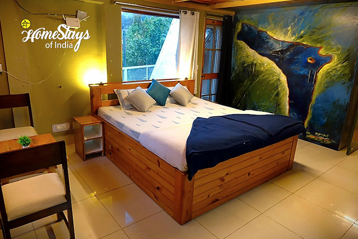 Premium-room-1.2-Cozy Cove Homestay-Bhimtal