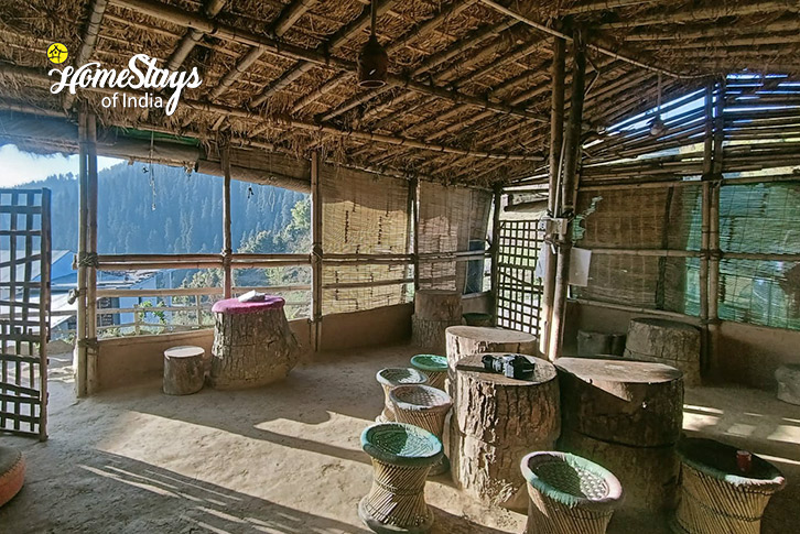 Dining-Rising-Sun-Eco-Homestay-Kanatal