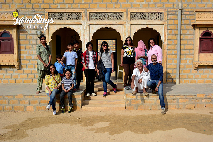 Exterior-Khuri-Homestay-Jaisalmer