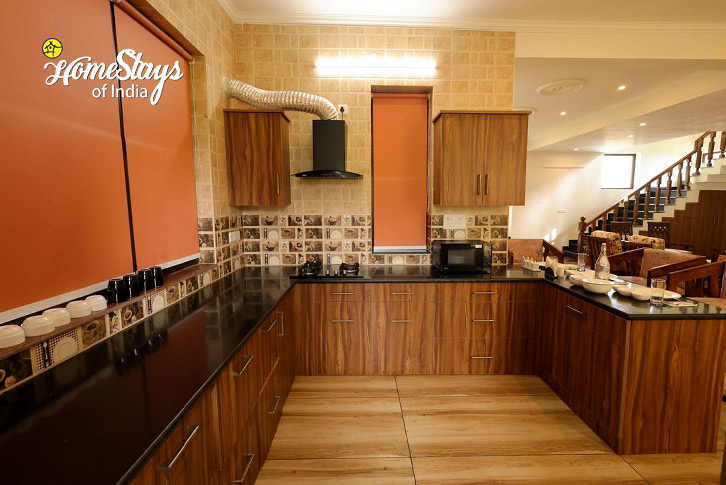 Kitchen-Pine Crest Villa-Dharamshala