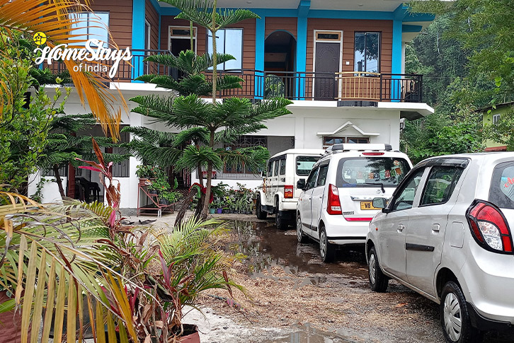 Parking-Emerald Escape Homestay, Jaldhaka