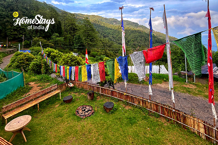 Sitout-Area-Shining Star Homestay-Okhrey