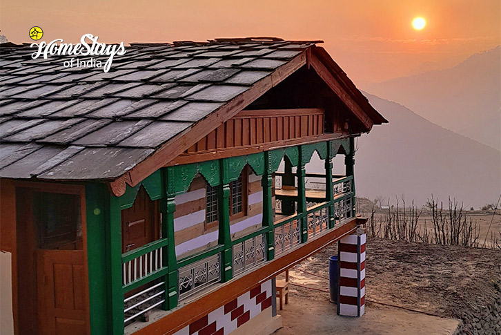 Sunset-View-Serene Wooden Homestay, Mori-Uttarkash