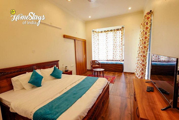 Superior Room-1-Pine Crest Villa-Dharamshala