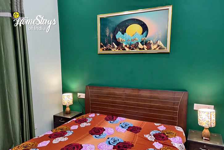 Room-3.1-Cityside Homestay, Zirakpur-Chandigarh