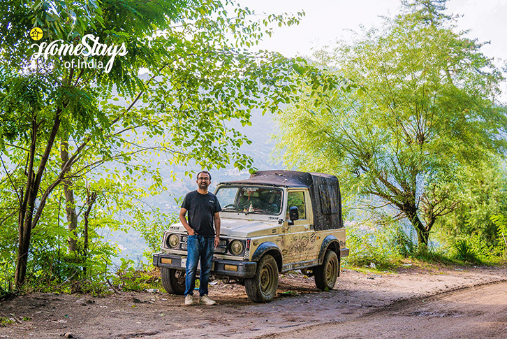 Jeep Riding-Verdant Vista Homestay, Dobhi-Kullu