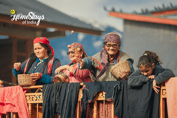 Traditional Festival 2-Verdant Vista Homestay, Dobhi-Kullu
