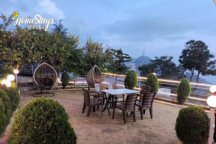 Garden-Hill-Dew-Cottage-Barog
