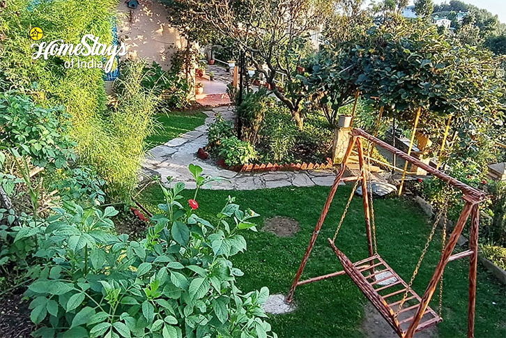Garden-Sargakhet Cottage-Mukteshwar
