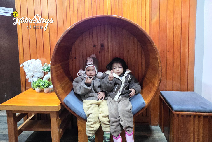 Children-Happy Hills Homestay-Mechuka