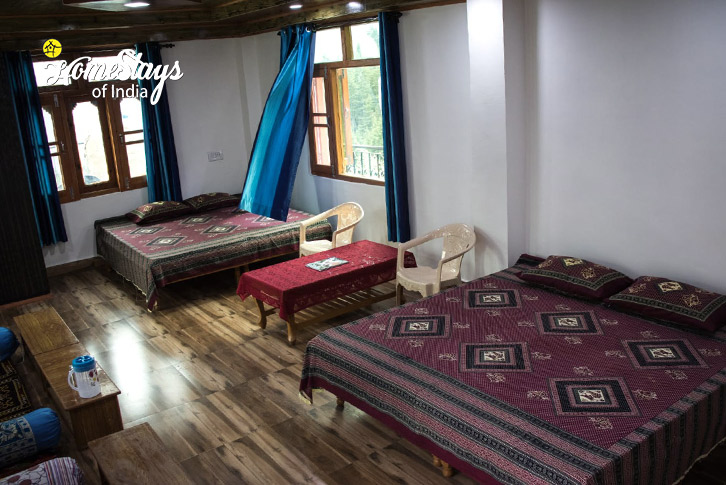 Classic Room 2-Serene Escape Homestay-Kalpa