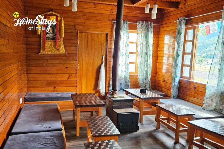 Dining Happy Hills Homestay-Mechuka