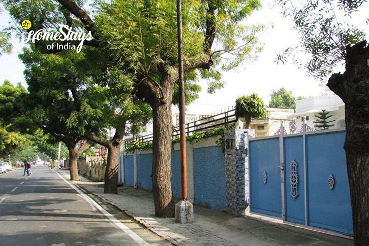 Entrance-Willow Aura Homestay-Ajmer 