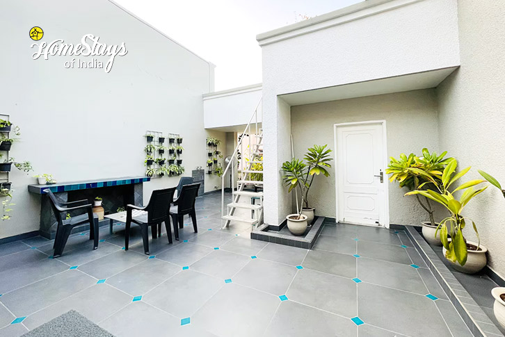 Terrace 2-The Sojourn Leaf Homestay-Panchkula 