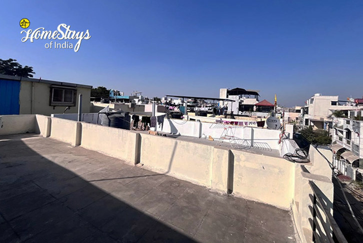 Terrace-Midtown Medley Homestay, Indore 