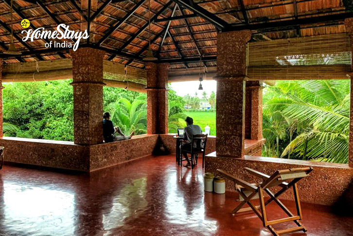 Common Balcony-Mann & Monsoon Homestay, Kerala