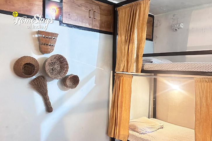 Dormitory-The Alpine Stopover Homestay - Agoda