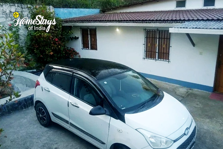 Parking-Evergreen Escape Homestay, Kotagiri-Nilgiri