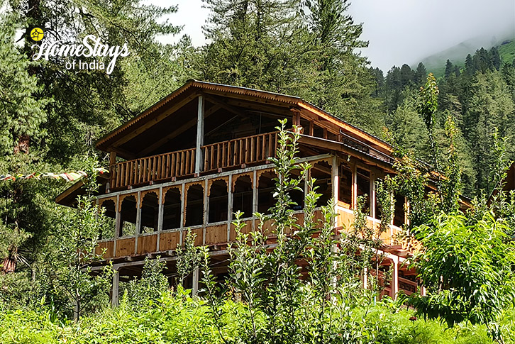 Exterior-2-Snow pine Cottage, Tosh - Parvati Valley 