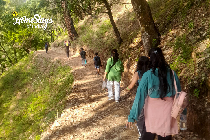 Trekking 2-Beyond the Pines Homestay-Binsar